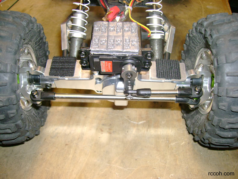 GH Racing Aluminum Axles installed on AX10